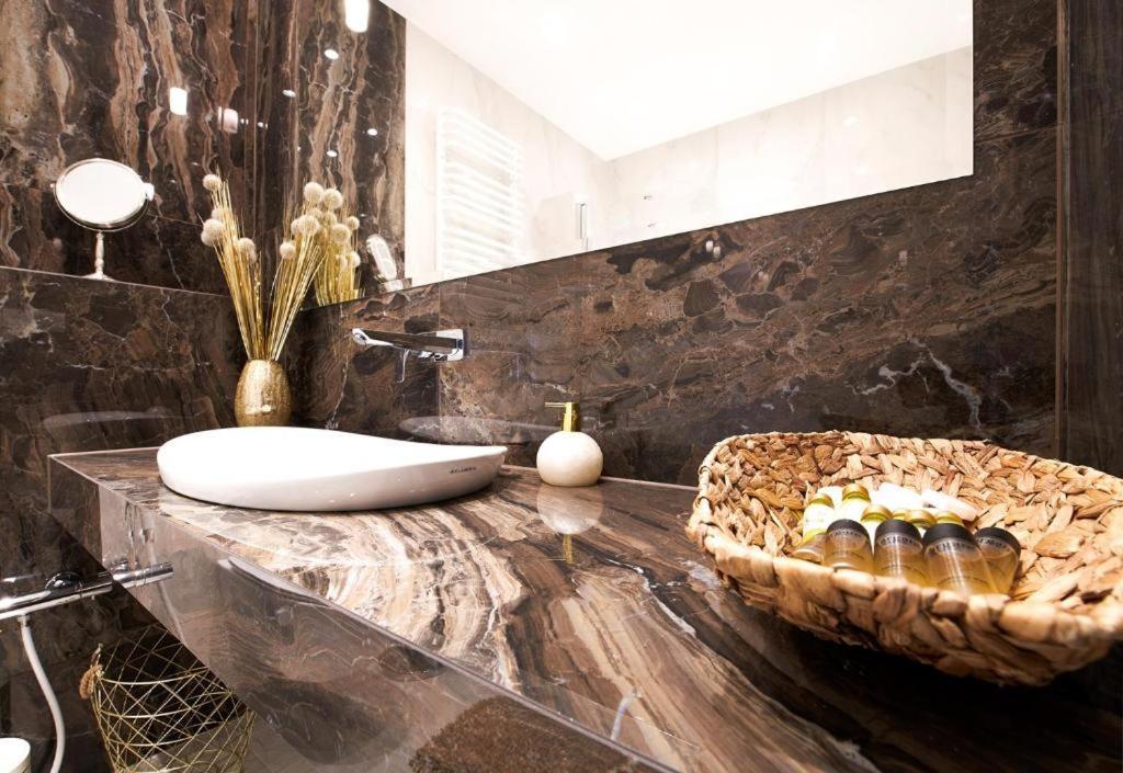 كراكوفيا Jacuzzi Spa Prestige المظهر الخارجي الصورة