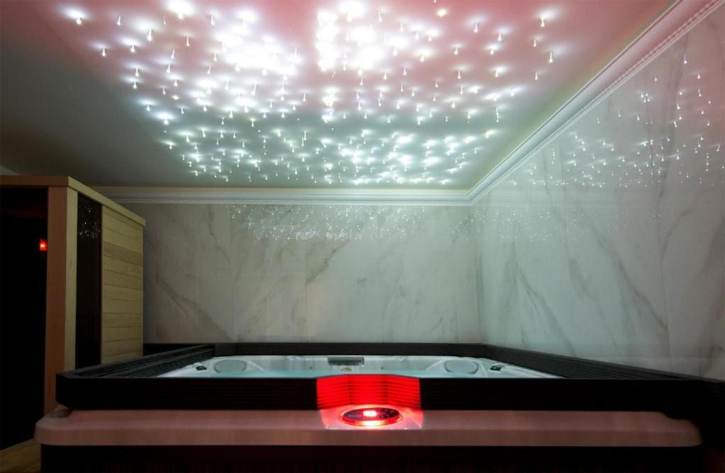 كراكوفيا Jacuzzi Spa Prestige المظهر الخارجي الصورة